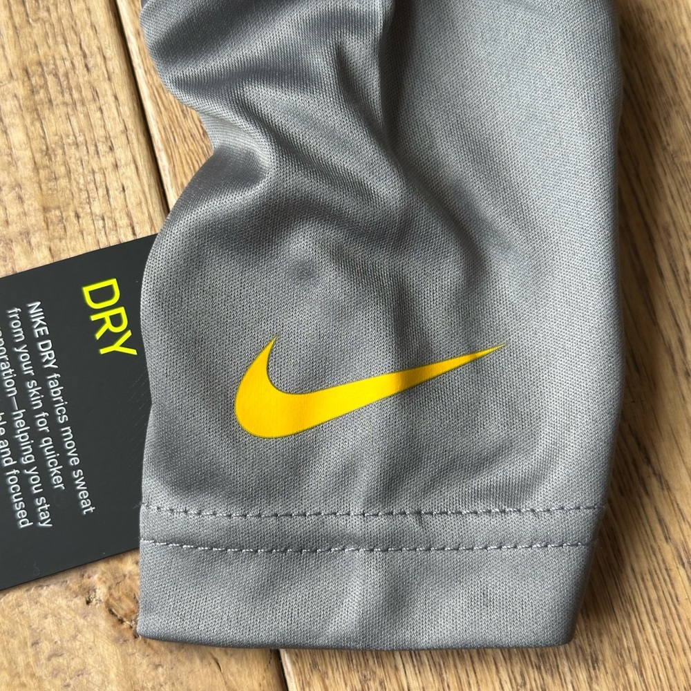 NEW Nike Dri-Fit Short Sleeve Shirt size 4T - Picture 8 of 8